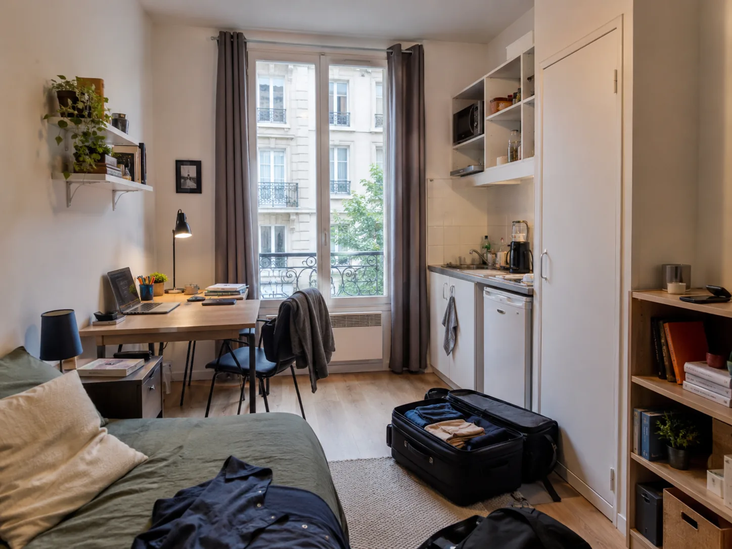 État des lieux avant le départ — Paris 15e, Studio 28 m²